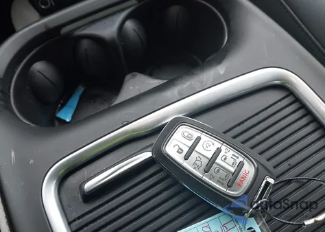 2024 Chrysler Pacifica Touring L z USA, uszkodzony, nr VIN 2C4RC1BG1RR165251